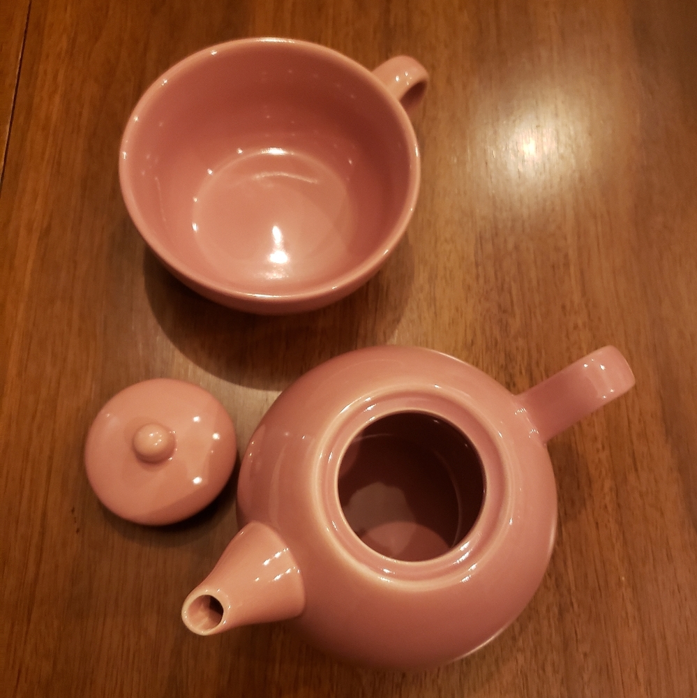Dusty Pink/Mauve Teapot & Teacup in 1 - Picture 6 of 9